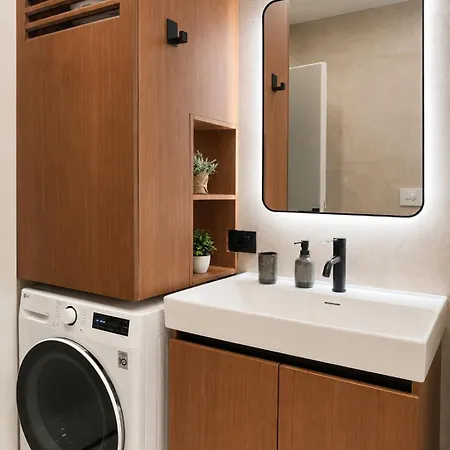 Matisse No21 - Luxury One Bedroom With Parking Apartman *
