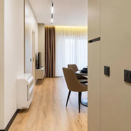 Matisse No21 - Luxury One Bedroom With Parking Tirana