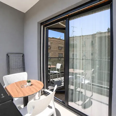 Matisse No21 - Luxury One Bedroom With Parking Tirana