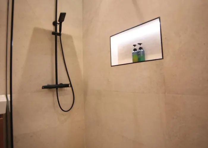 公寓 Matisse No21 - Luxury One Bedroom With Parking *