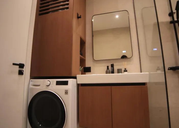 公寓 Matisse No21 - Luxury One Bedroom With Parking